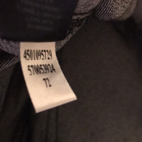 White House/Black Market (Black) Skinny Leg Jeans - Picture 6 of 9